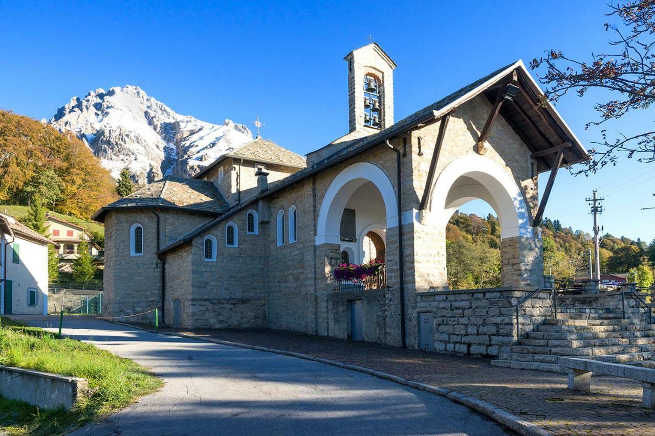 Villa Amarita Piano dei Resinelli Luaran gambar