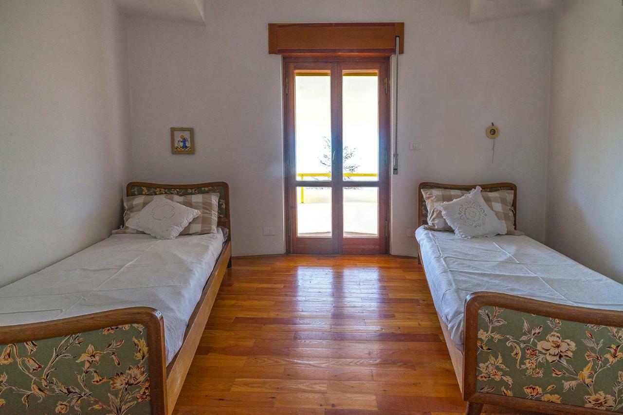 Villa Amarita Piano dei Resinelli Luaran gambar